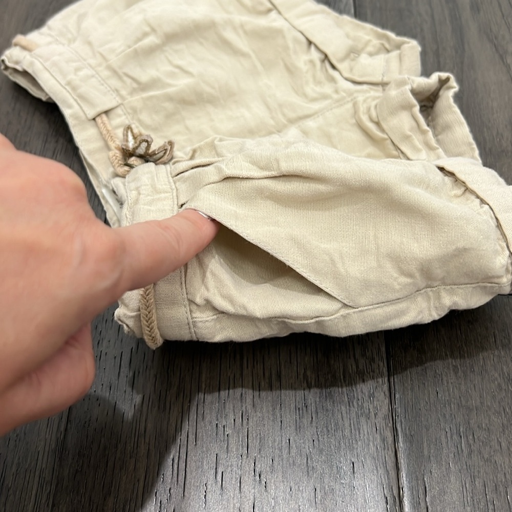 NWOT Zara baby girl pleated like khaki butterfly belted shorts with pockets - Picture 3 of 8